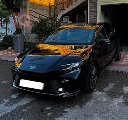 تۆیۆتا کامری